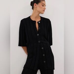 Dissh Jazz black button knit shirt - s / black NWT